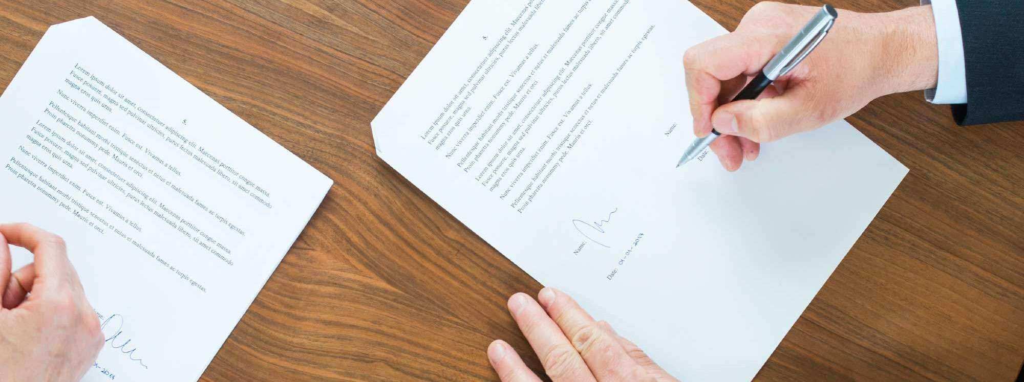contracts distribution law